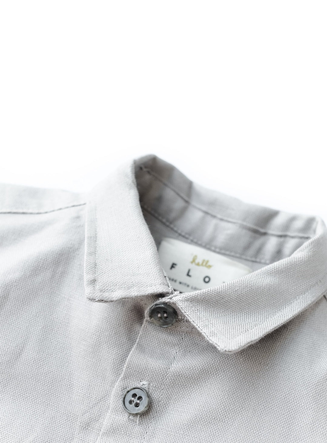 light gray collared long sleeves shirt